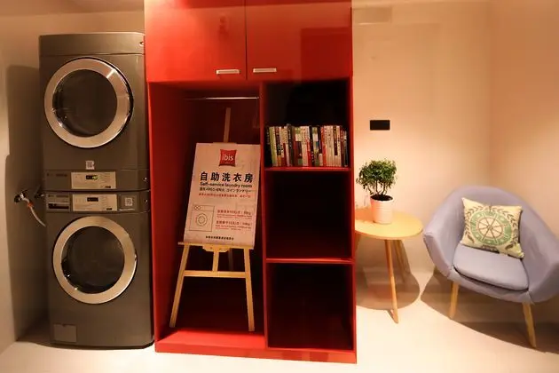 Ibis Shanghai Changshou