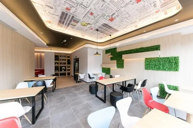 Ibis Shanghai Hongqiao Transport Hub Qibao Hotel - Yerinde Yemek