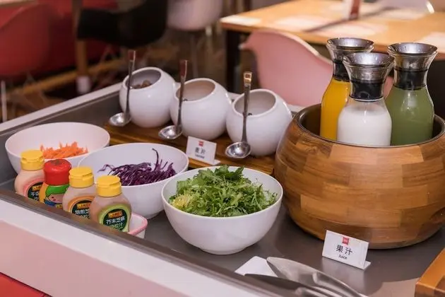 ibis Shanghai New Hongqiao - Yerinde Yemek