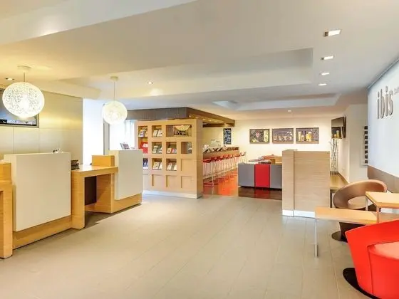 ibis Stuttgart Airport Messe - Lobi