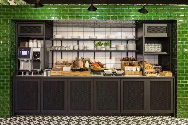 Ibis Styles Amsterdam Airport - Yeme / İçme