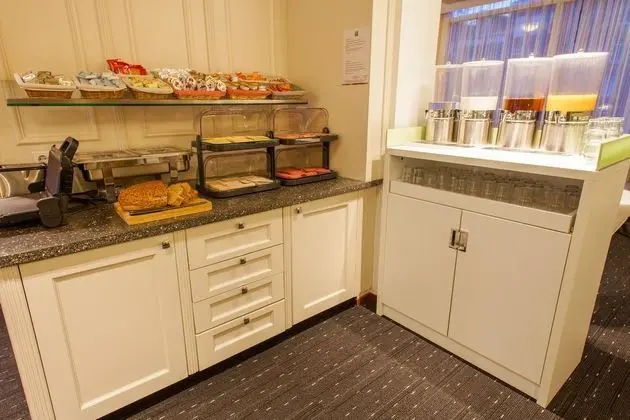 Ibis Styles Amsterdam City - Yeme / İçme