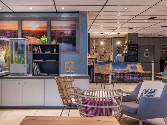 ibis Styles Blois Centre Gare - Dış Mekan