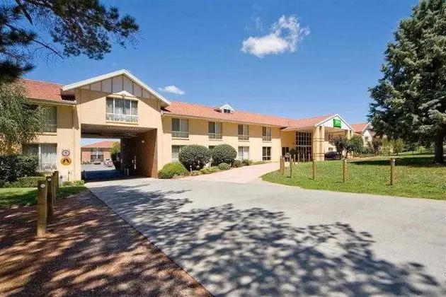 Ibis Styles Canberra
