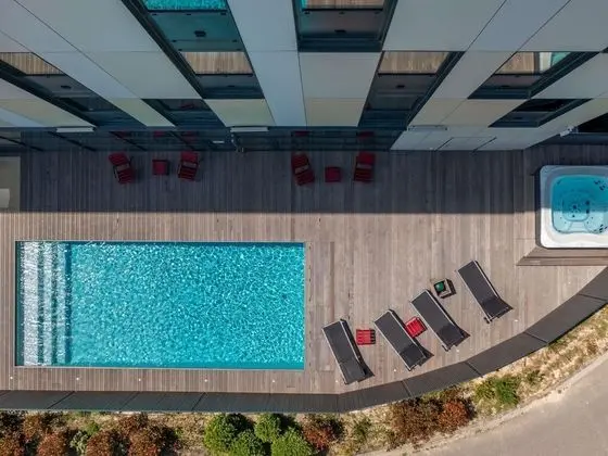ibis Styles Castelnaudary - Havuz