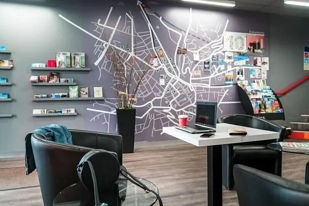 ibis Styles Chambery Centre Gare - Lobi