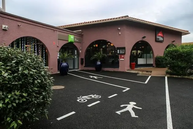 ibis Styles Fréjus Saint-Raphaël - Dış Mekan