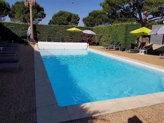 ibis Styles Fréjus Saint-Raphaël - Havuz