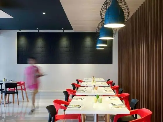 Ibis Styles Jakarta Airport - Yeme / İçme