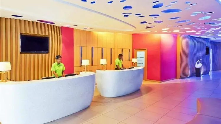 Ibis Styles Kl Fraser Business - Lobi