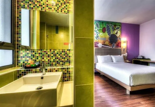 Ibis Styles Kl Fraser Business - Oda