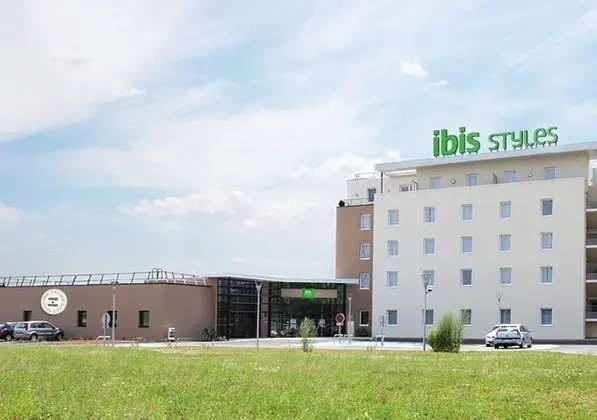 ibis Styles Montargis Arboria Hotel - Dış Mekan
