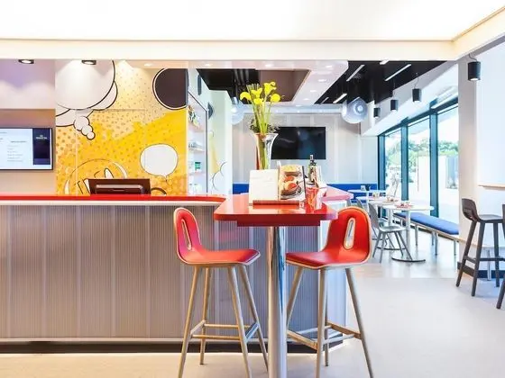 Ibis Styles Mulhouse Centre Gare - Lobi