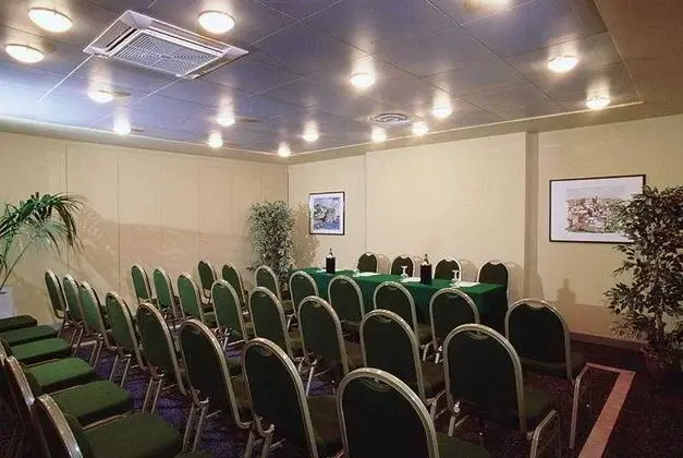Ibis Styles Palermo Cristal