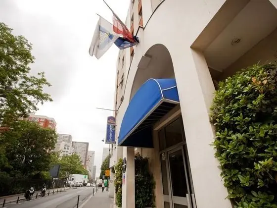 Ibis Styles Paris Massena