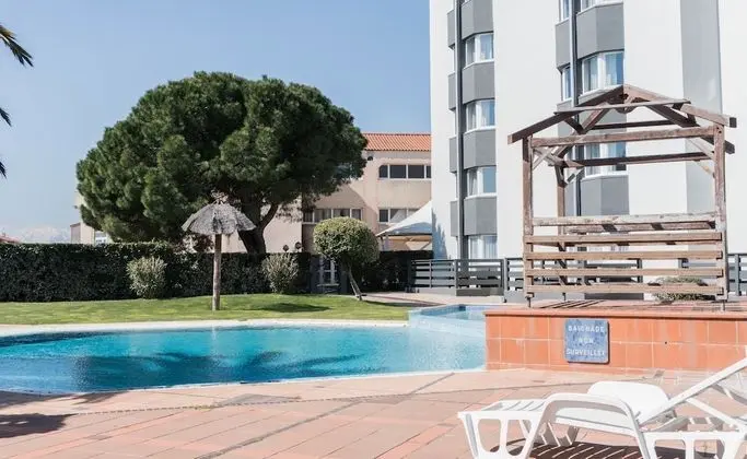 ibis Styles Perpignan Canet-en-Roussillon - Havuz
