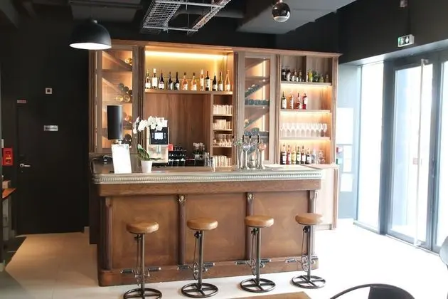 ibis Styles Puteaux Paris La Defense - Lobi
