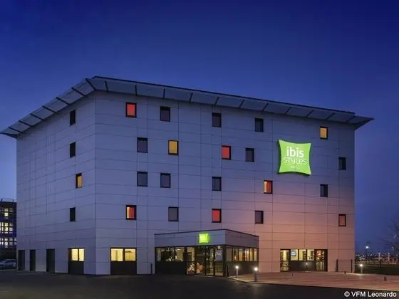 ibis Styles Romans Valence Gare TGV