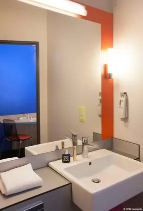 ibis Styles Romans Valence Gare TGV