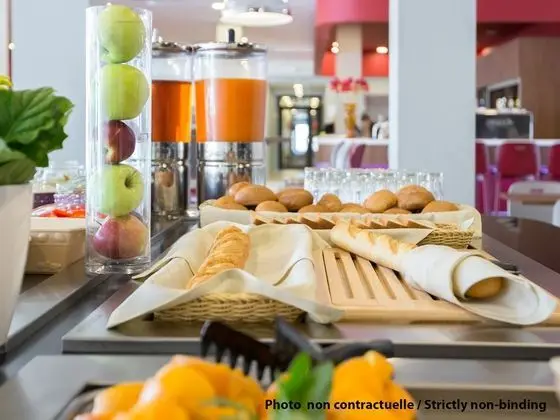 Ibis Styles Sri Damansara - Yeme / İçme