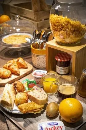 ibis Styles Thonon Les Bains Hotel - Kahvaltı