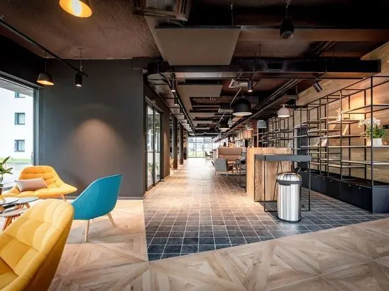 Ibis Styles Valenciennes Petite Foret - Lobi