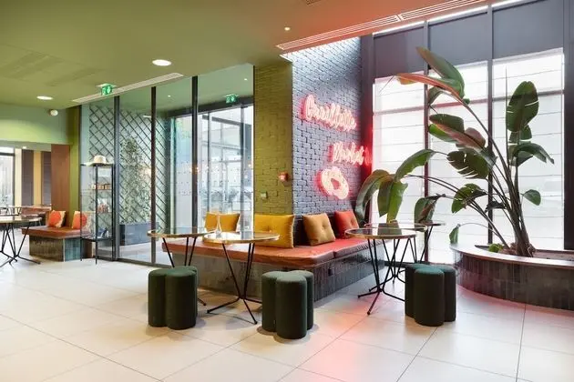 ibis Styles Versailles Saint Quentin en Yvelines - Lobi