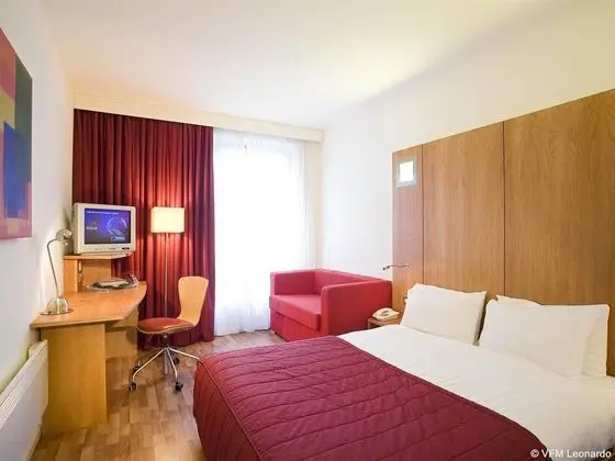 Ibis Swansea