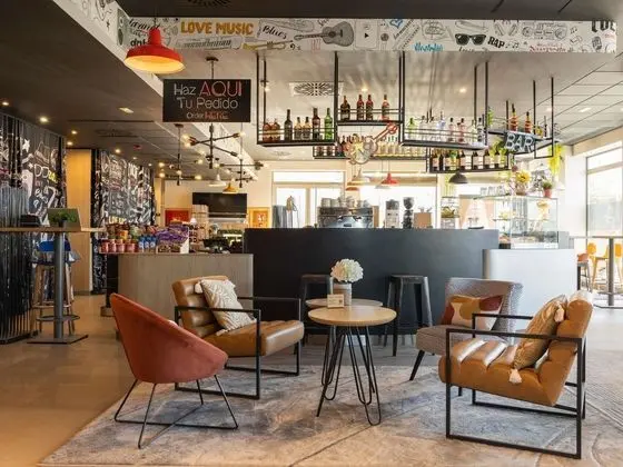 Ibis Valencia Bonaire Airport - Dış Mekan
