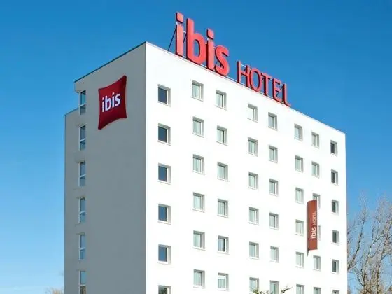 ibis Warszawa Ostrobramska - Dış Mekan
