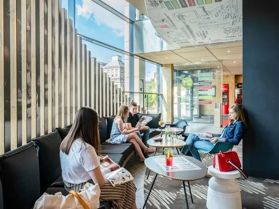 Ibis Warszawa Stare Miasto - Dış Mekan