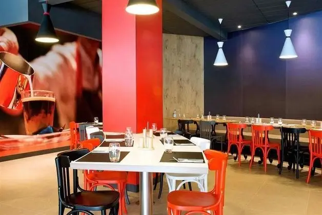 Ibis Warszawa Stare Miasto - Yeme / İçme
