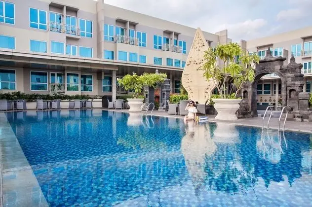 ibis Yogyakarta Adi Sucipto - Havuz