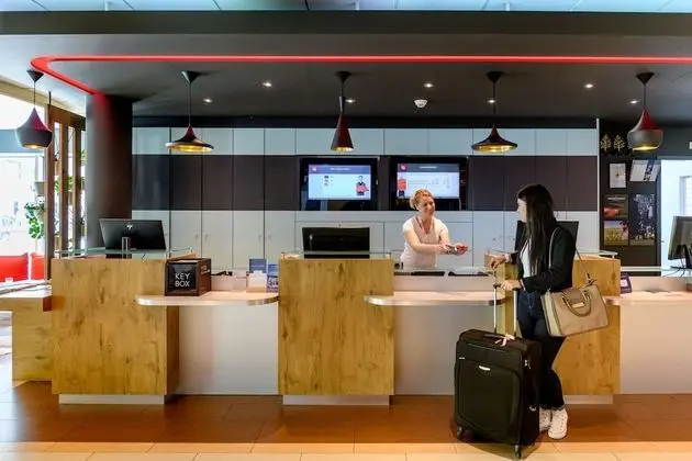 ibis Zurich City West - Lobi