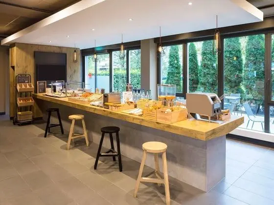 ibis Zurich Messe-Airport - Yerinde Yemek