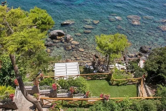 Villa Ibiscus With Infinity Pool Direct Sea Access Sea View Parking and Breakfast - Oda