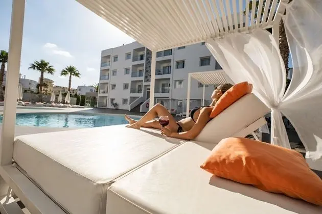 Ibiza Sun Apartments - Havuz