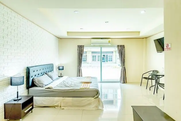 Ice Residence Suvarnabhumi Airport Hotel - Oda