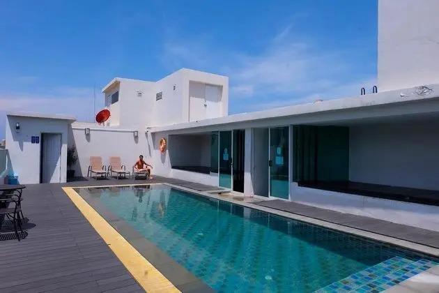iCheck inn Central Patong