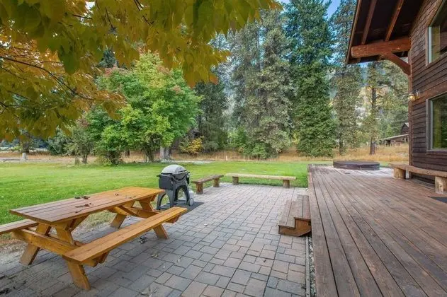 Icicle Creek Lodge - Dış Mekan