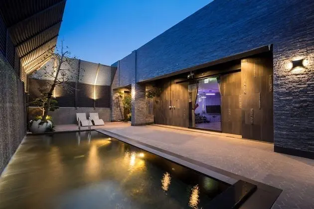 Icolour Villa
