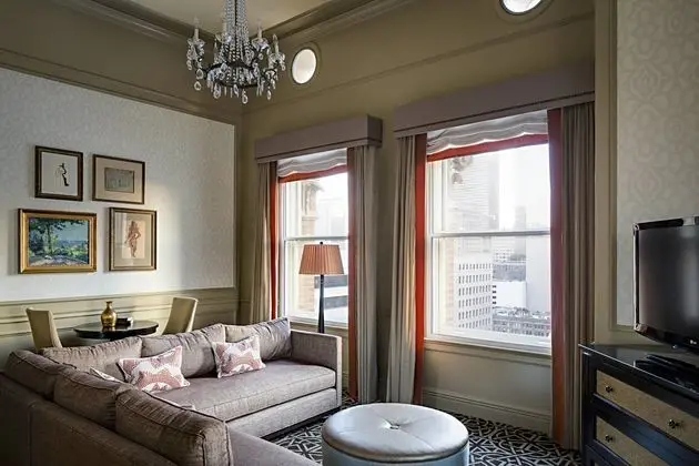 Hotel ICON Autograph Collection by Marriott