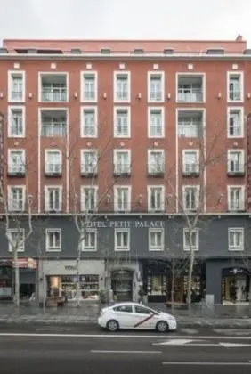 Icon Embassy by Petit Palace