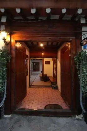 iCOS Guesthouse 1 for Female