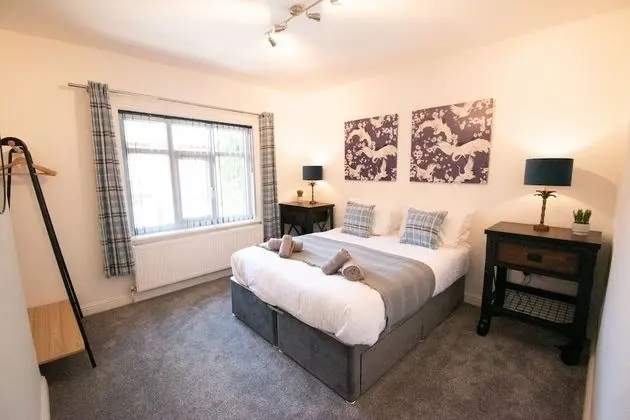 Ideal Lodgings in Bury
