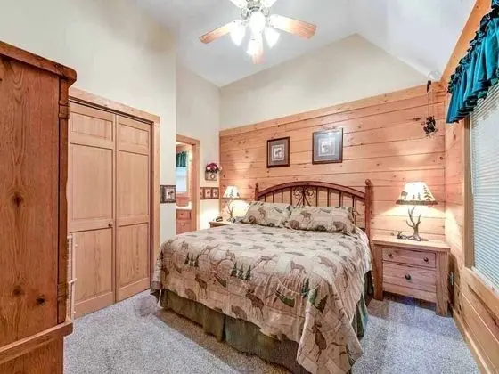 Idle Days by Jackson Mountain Homes - Oda