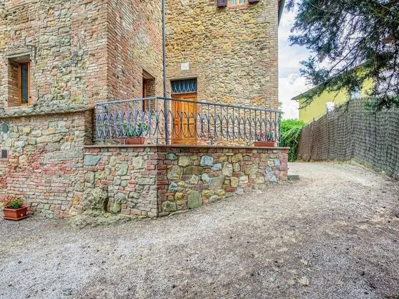 Idyllic Farmhouse in Gambassi Terme-fi With Swimming Pool