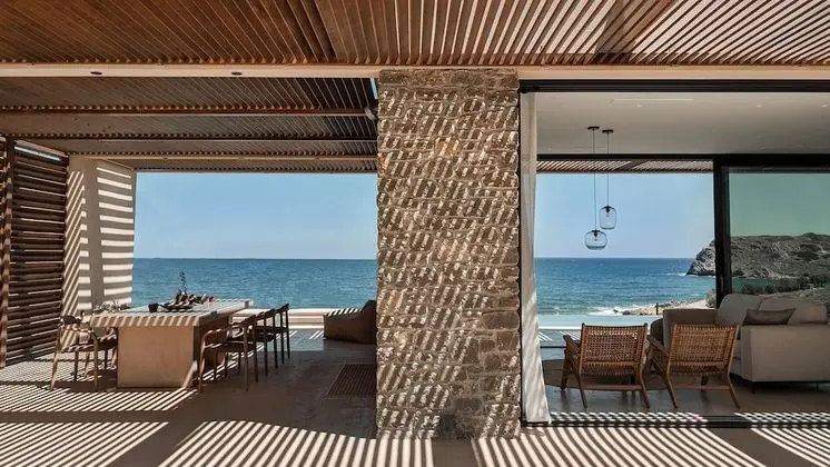 Idyllic Luxurious Villa With Private Infinity Pool Wheel Chair Friendly and Amazing sea Views