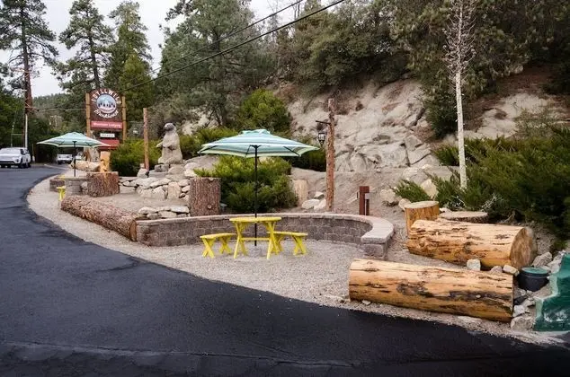 Idyllwild Bunkhouse - Dış Mekan