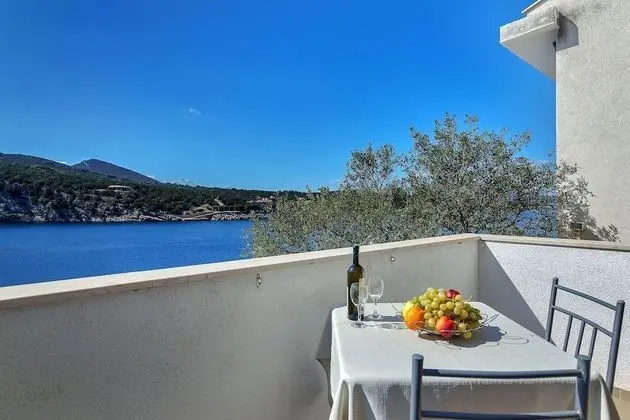 Igor - 5 m From Beach - SA1